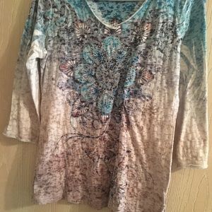 Quarter sleeve T-shirt